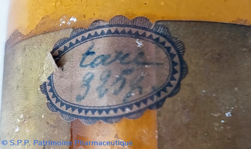 science pharmacie etiquette verte acidum piericum