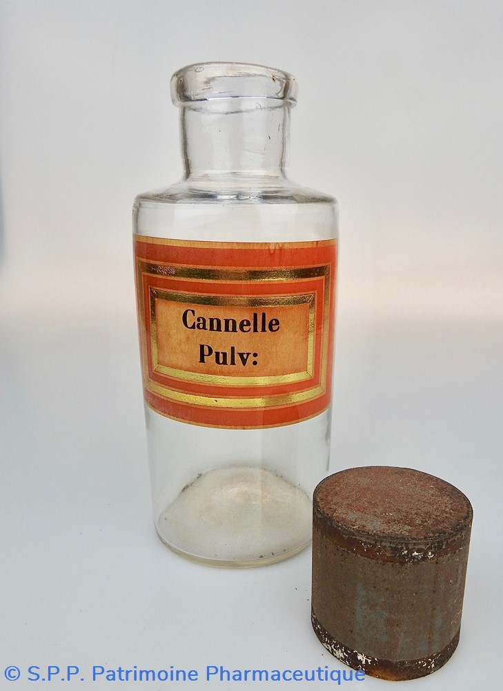 Flacon en verre petit modèle Pharmacie RAVASSE 3 science flacon en verre petit modele pharmacie ravasse