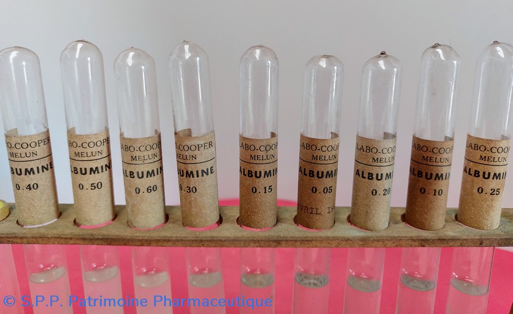 Tubes d'Albuminimétrie 2 science pharmacie tubes albuminimetrie