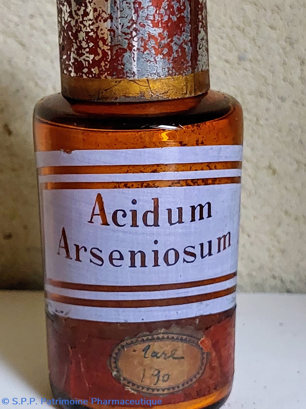 Flacon verre ambré 11.5 "Acidum Arseniosum" 4 science pharmacie flacon verre ambre 11 5 acidum arseniosum