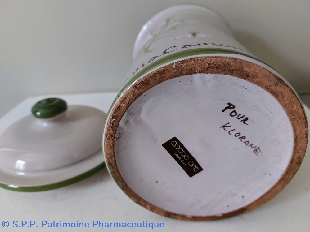 objets publicitaires pot de pharmacie klorane matricaria camomilla