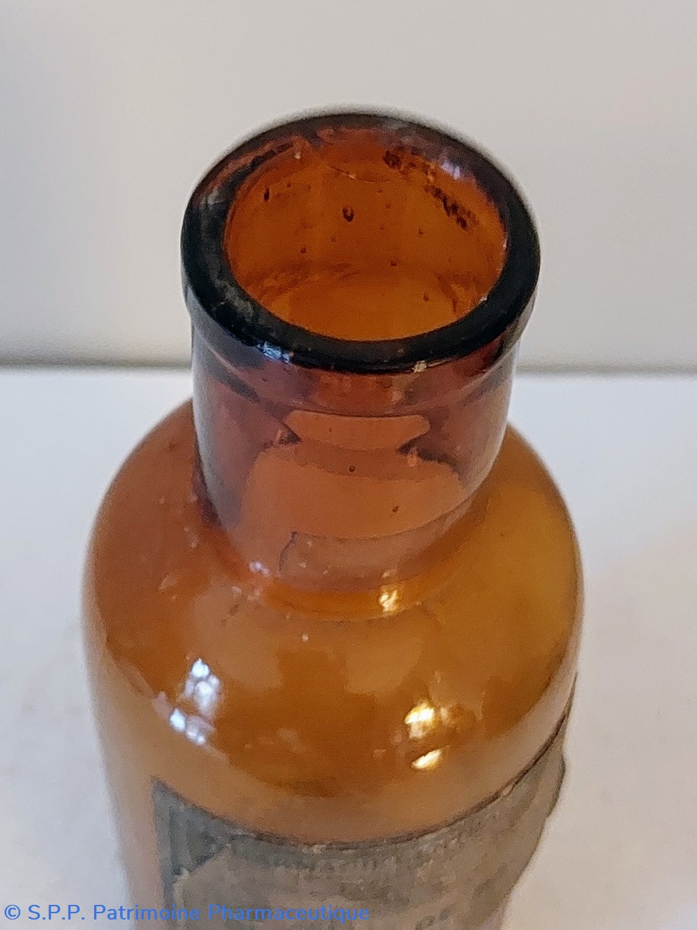 Sulfate de Magnésie Flacon en verre ambré 18 6 science pharmacie sulfate de magnesie flacon en verre ambre 18