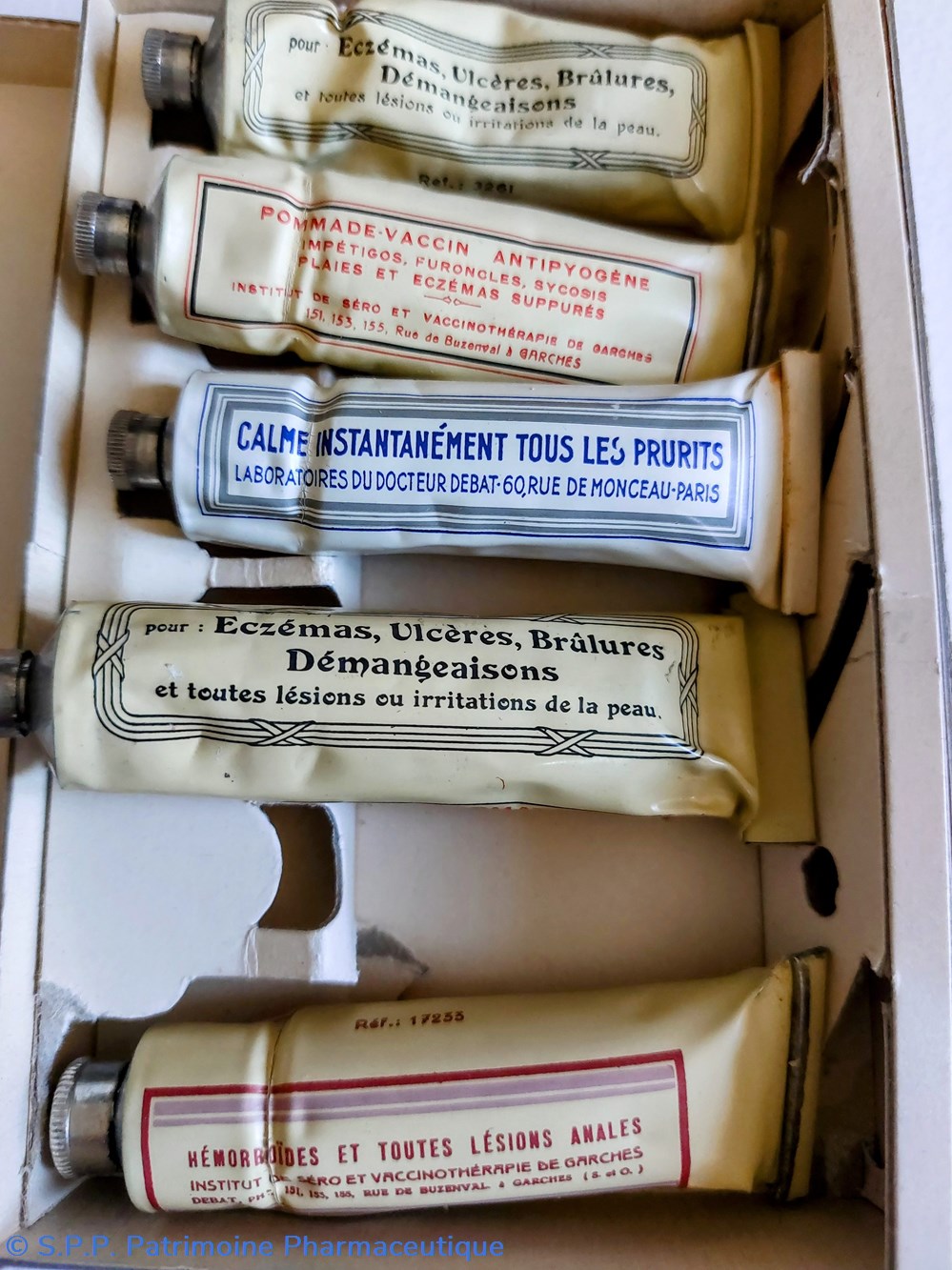 TROUSSE DERMATOTHÉRAPIQUE ( Tubes) 8 science trousse dermatotherapique tubes