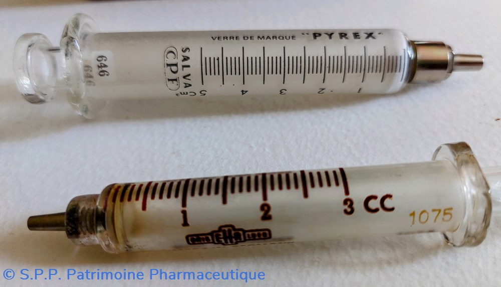 Seringues Kit de 2 seringues en verre 3 et 5 cc 2 science pharmacie seringues kit de 2 seringues en verre 3 et 5 cc