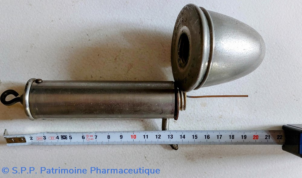Materiel de Laboratoire en étain 3 science pharmacie materiel de laboratoire en etain