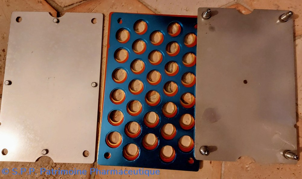 science pharmacie plaques pour fabriquer des cachets azymes