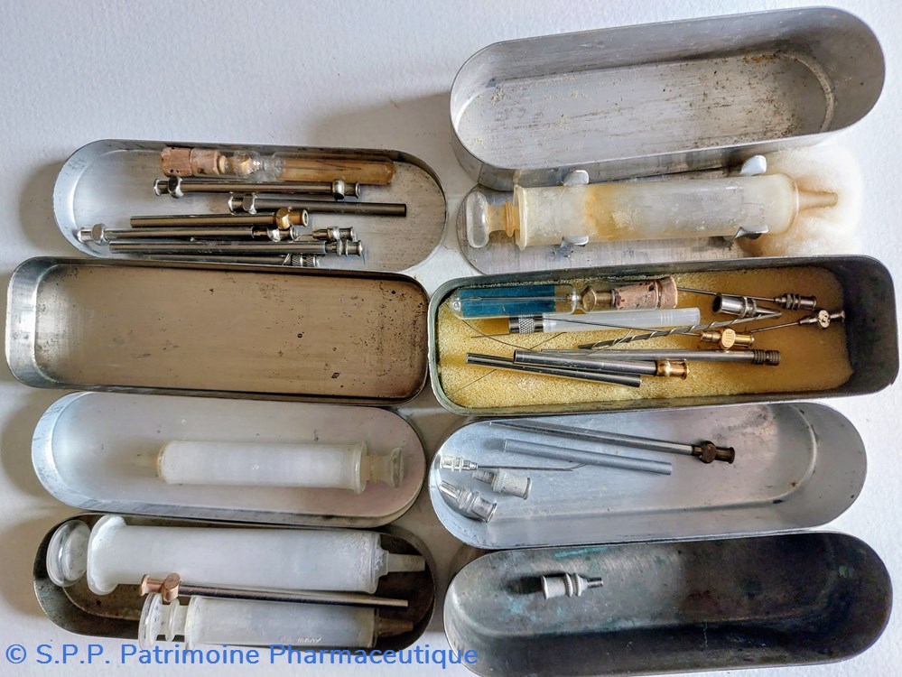 science pharmacie seringues et aiguilles hypodermiques
