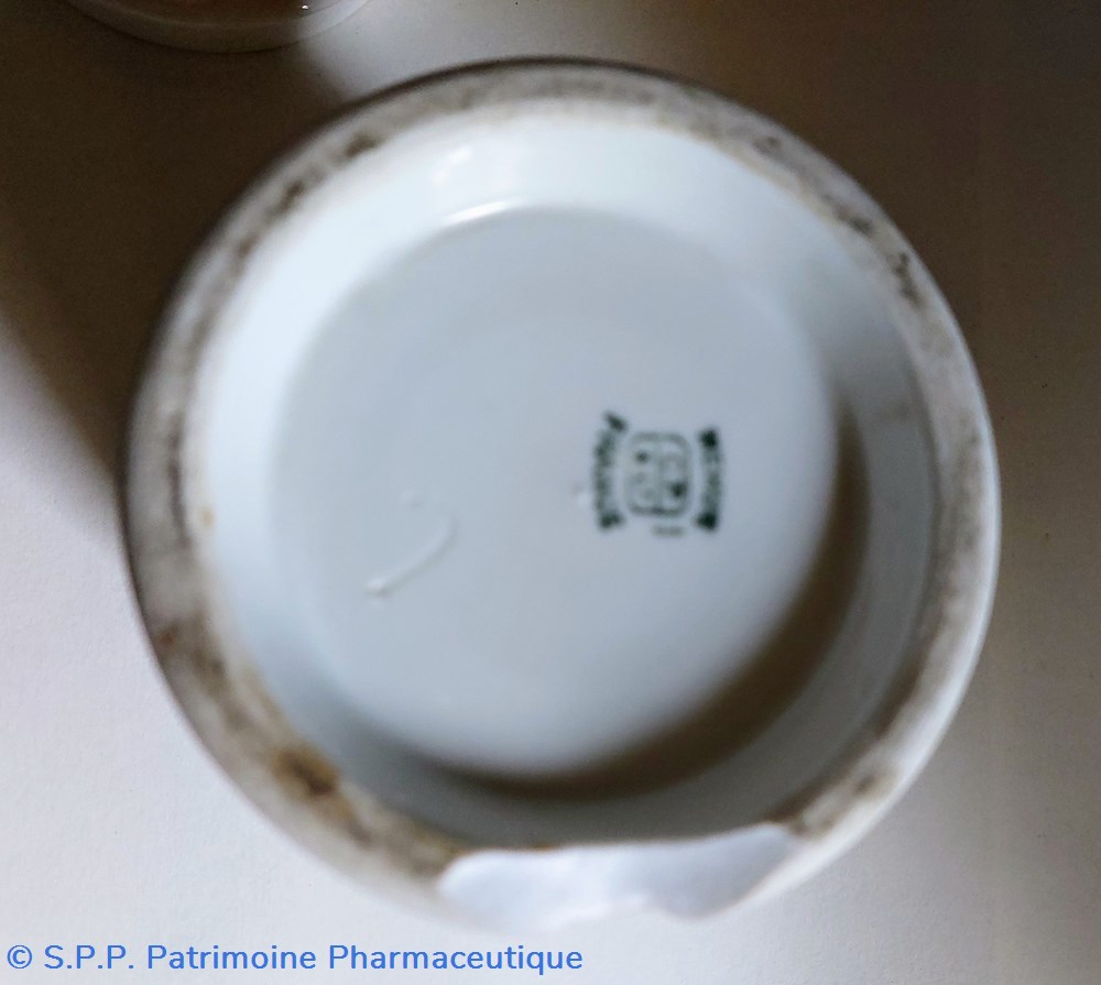 science onguent styrax pot de pharmacie