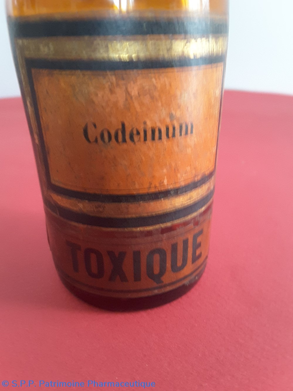 Codeinum ou Codeina Pur : 4 science pharmacie codeinum ou codeina pur