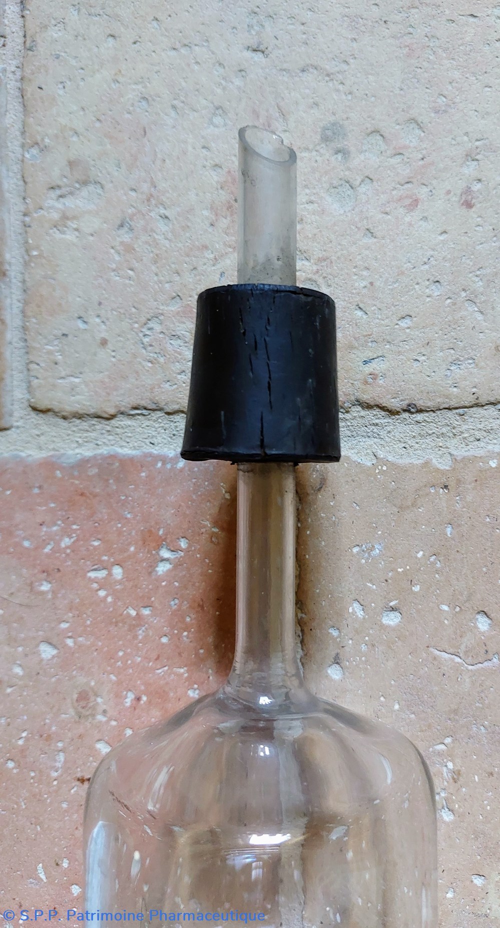 Tube filtrant long de 53 cm Diamètre 7.5 cm 2 science pharmacie tube filtrant long de 53 cm diametre 7 5 cm