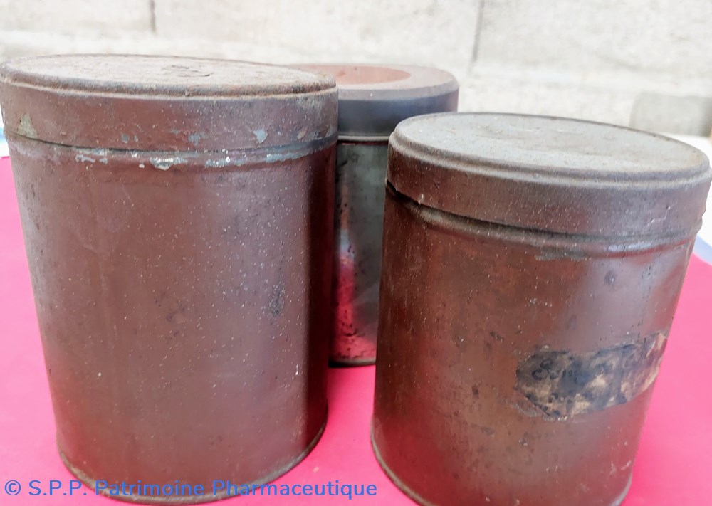 science pharmacie boites cylindriques en metal
