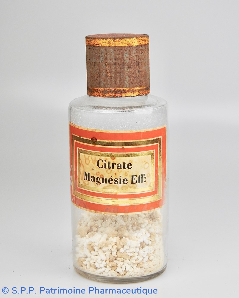 Flacon en verre petit modèle Pharmacie RAVASSE science flacon en verre petit modele pharmacie ravasse