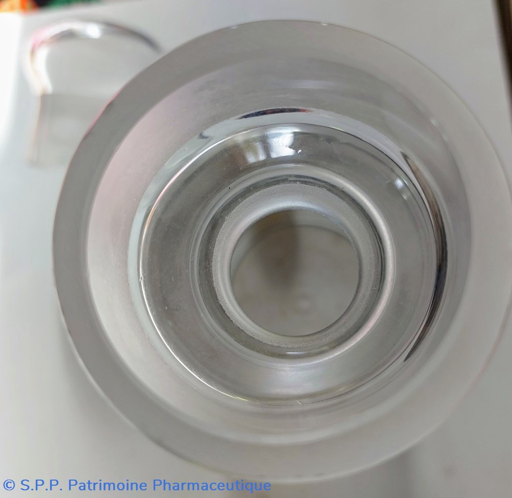 Flacon à bec verseur amovible "N1" verre incolore 5 science pharmacie flacon a bec verseur amovible n1 verre incolore