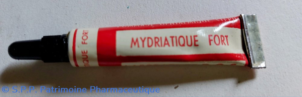 MYDRIATIQUE FORT / Pommade P. O. S. 4 science pharmacie mydriatique fort pommade p o s