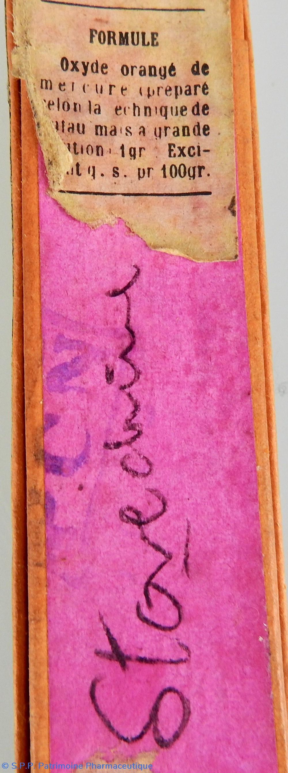 science pharmacie tube blache oxyde hg