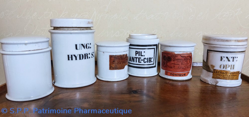 science pharmacie pot a onguent ceramique absence etiquette