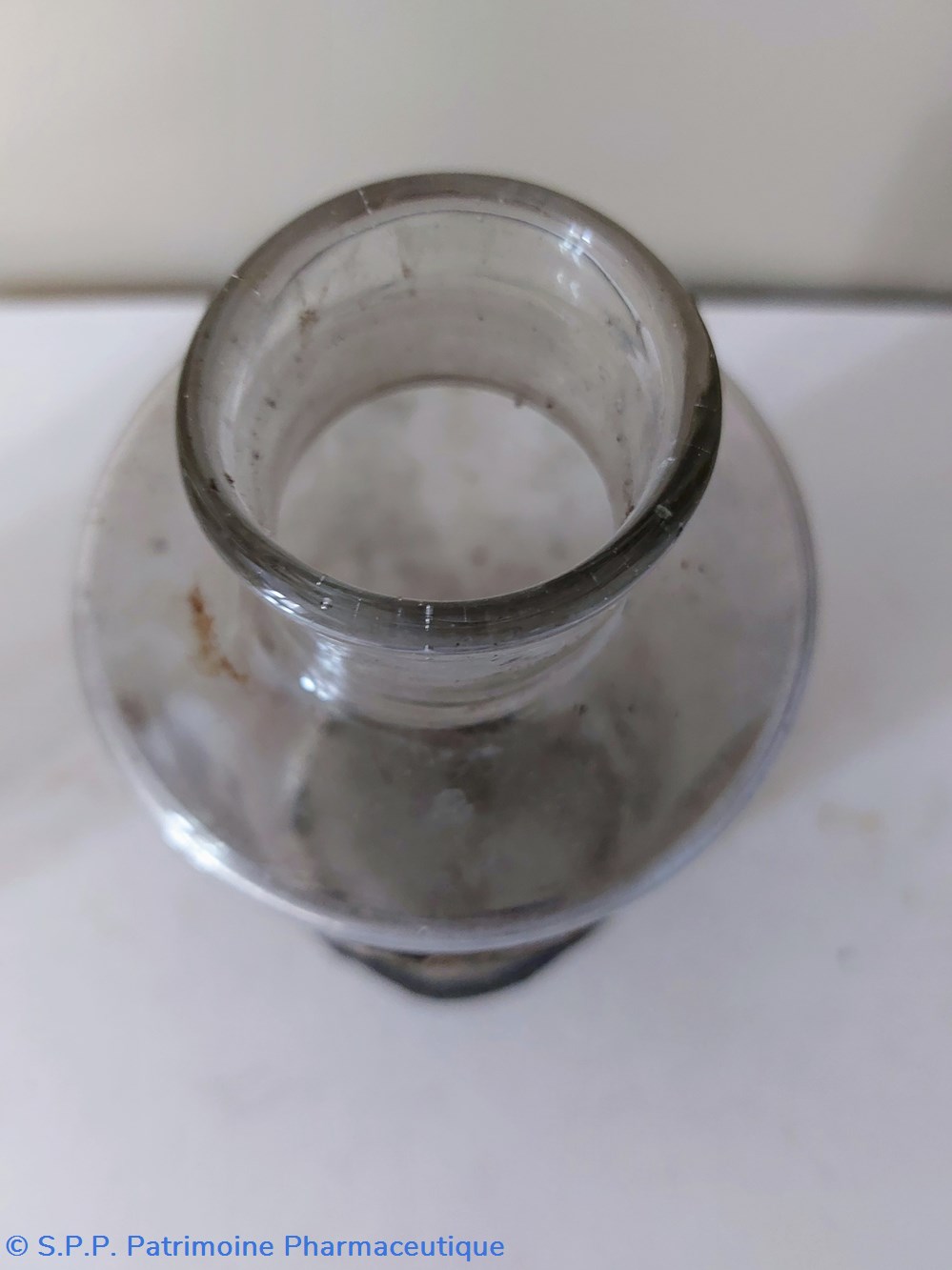 Scam..... ? / Flacon de pharmacie 19 cm 4 science scam flacon de pharmacie 19 cm