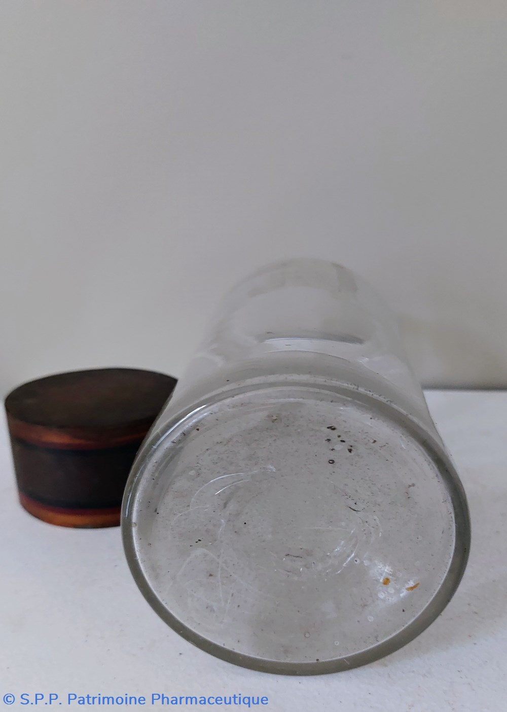 science 20 pot de pharmacie en verre blanc