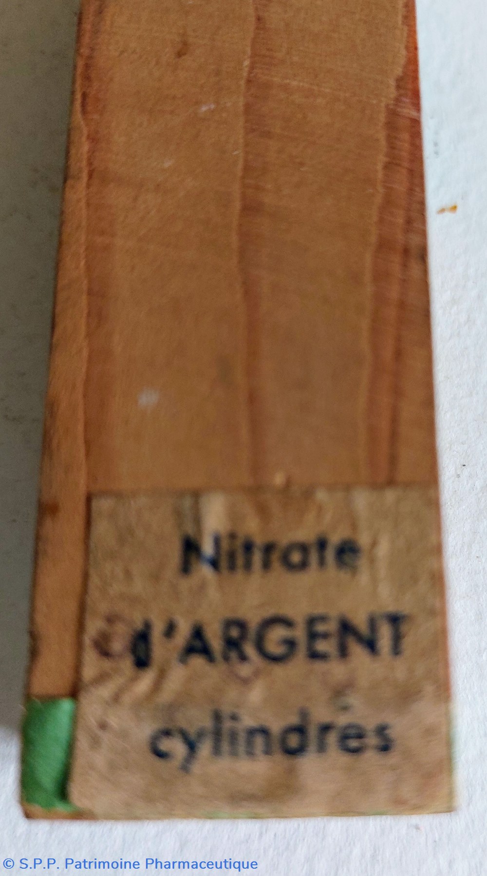 NITRATE D'ARGENT ( cylindres) 2 science nitrate argent cylindres