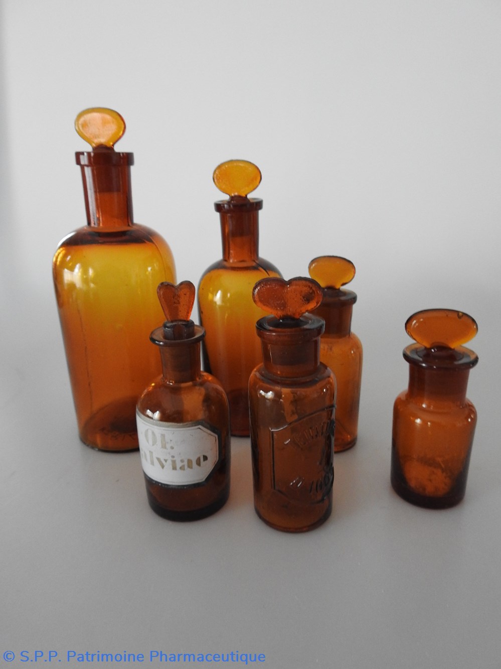 Lot de 6 flacons en verre ambré science pharmacie lot de 6 flacons en verre ambre