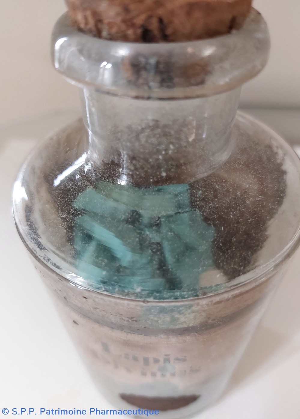 Lapis Divinus flacon en verre 5 science pharmacie lapis divinus flacon en verre