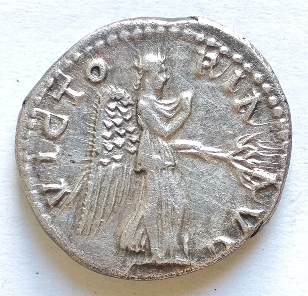 kunst antiquitaten hadrianus