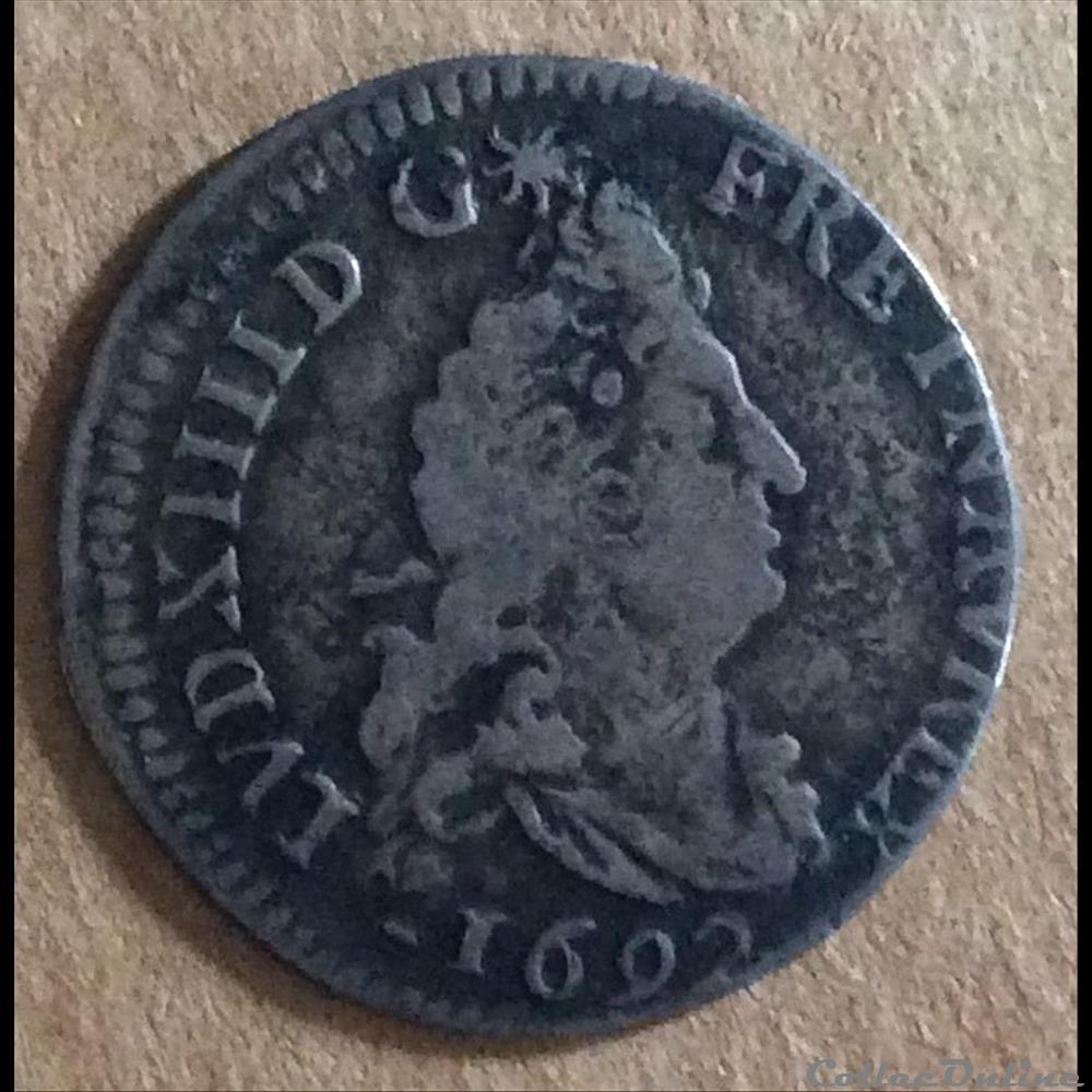 monnaies europe medievale france royales 1692 4 sols aux 2 l couronnes