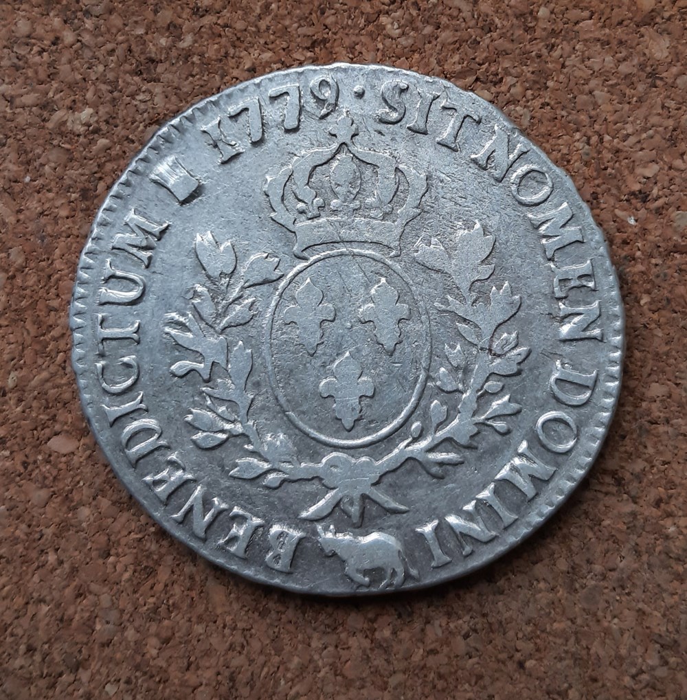 monnaies europe medievale france royales 1779 pau ecu aux branches olivier