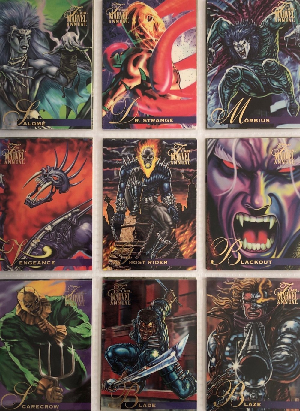 17 divers cartes plastiques 17