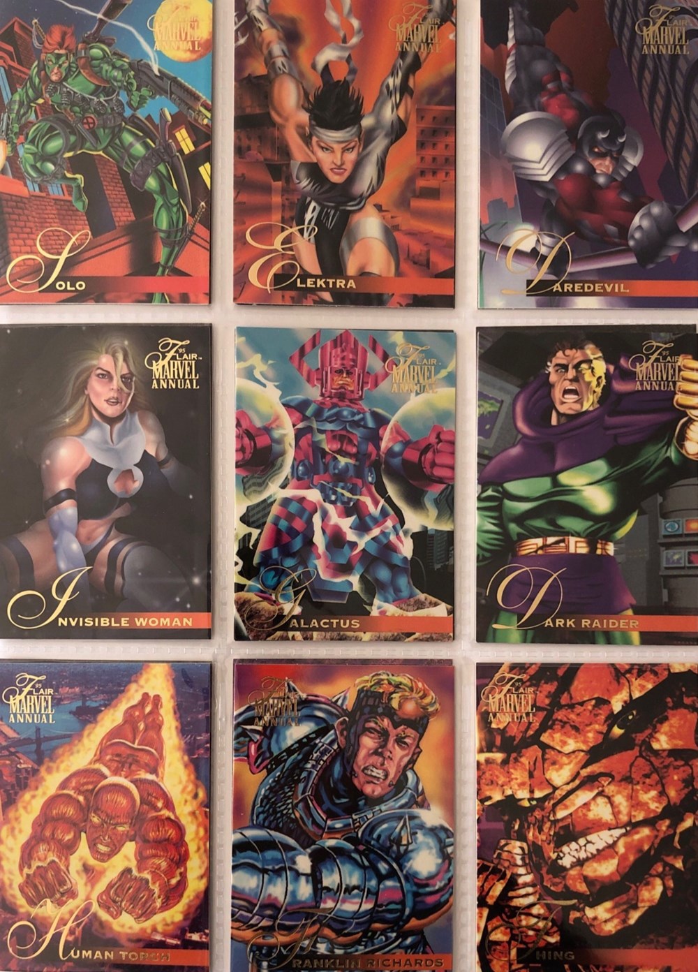 13 divers cartes plastiques 13