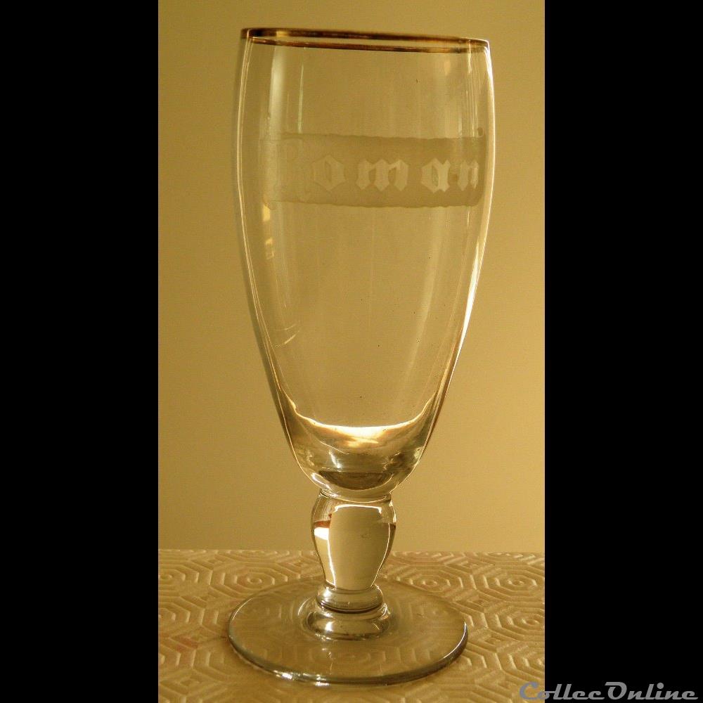 bistrot alimentation verre biere roman blanc