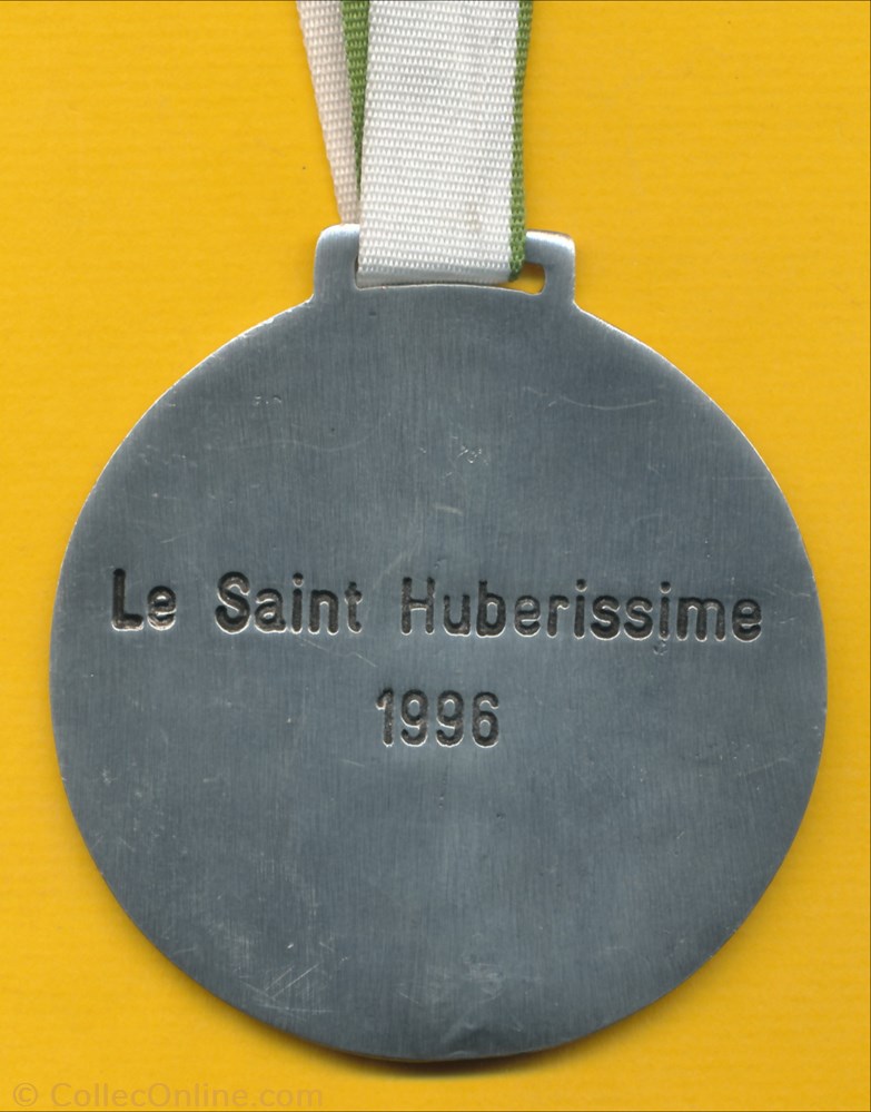 patrimoine religieux objet culte souvenir medaille cornet de st hubert