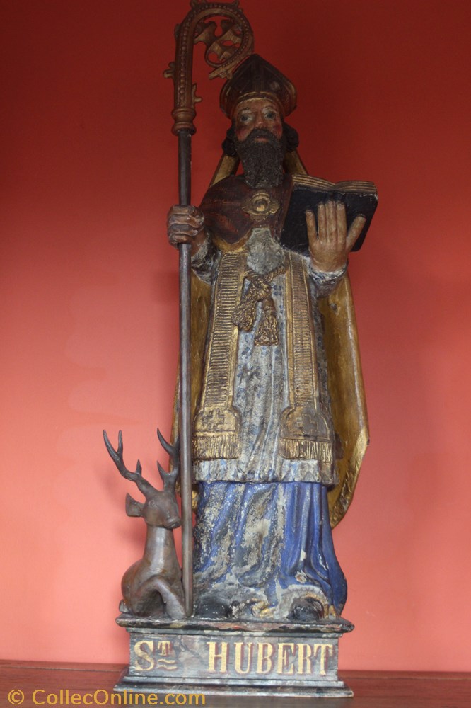 patrimoine religieux objet de culte souvenir statue en bois polychrome