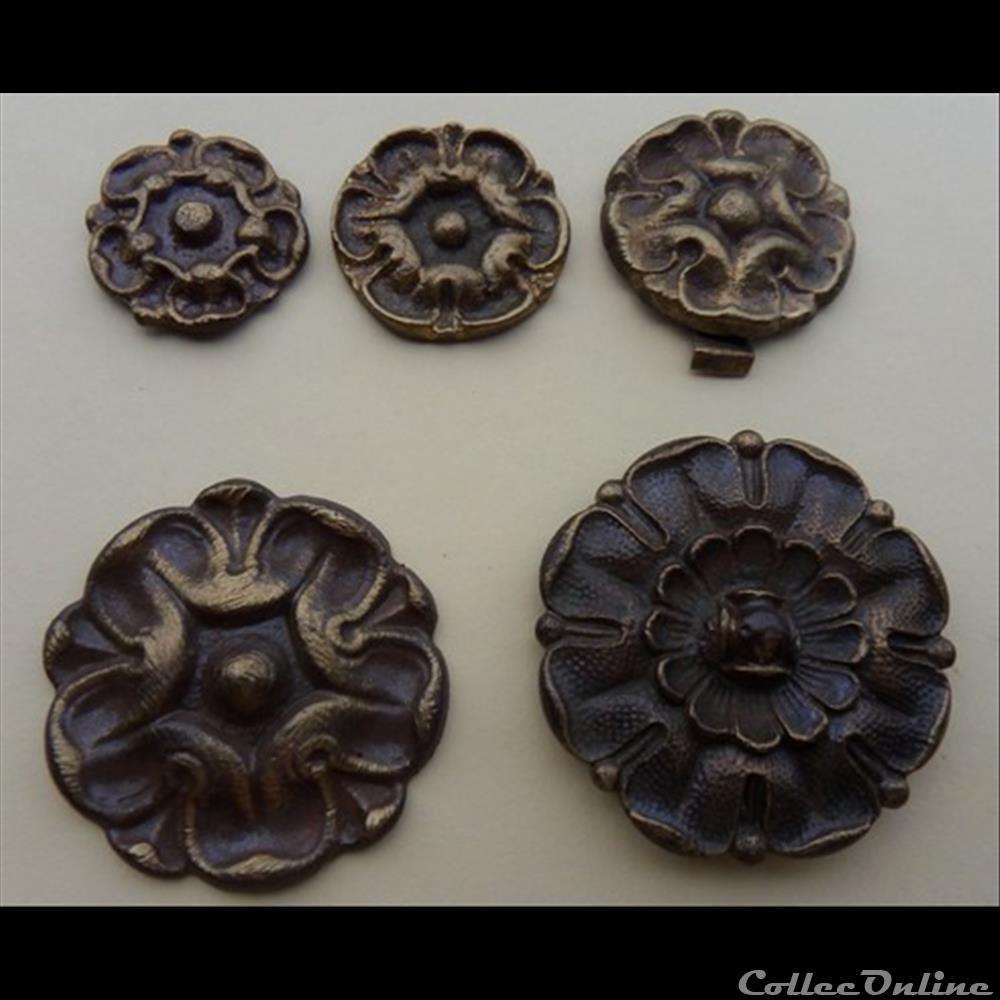 Appliques de harnais autre france assignat appliques de harnais