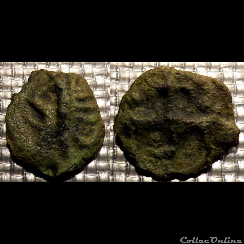 Haute et Moyenne Seine Potin au taureau et au lys monnaie antique gauloise haute et moyenne seine potin au taureau et au lys