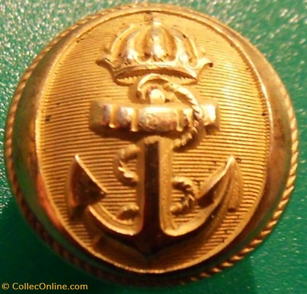 divers bouton marine ancre couronnee