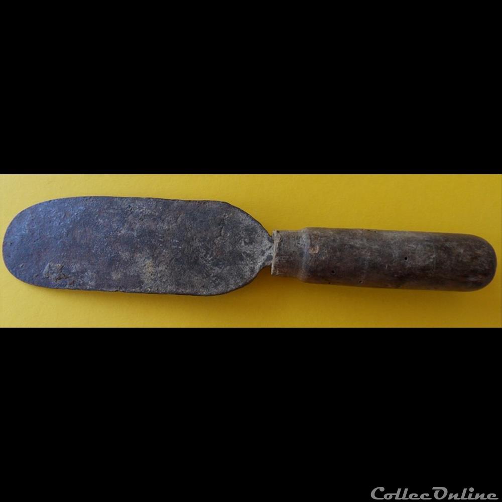 Gemmage les outils : spatule, coutelle ou palinette (40) Landes autre france assignat gemmage les outils spatule coutelle ou palinette 40 landes