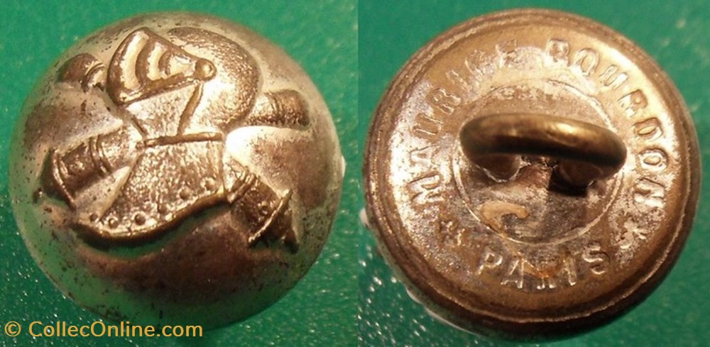 Bouton Bombé Heaume et Canons croisés Petit modèle divers bouton bombe heaume et canons croises petit modele