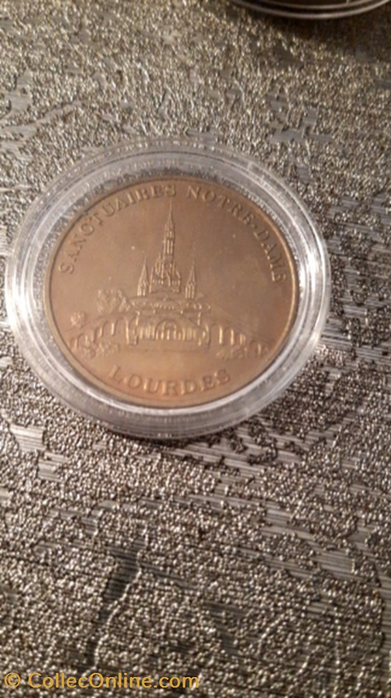 Medaille Notre dame de lourdes medaille notre dame de lourdes