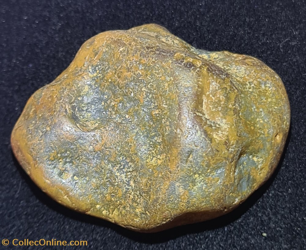 mineraux meteorites calcedoine