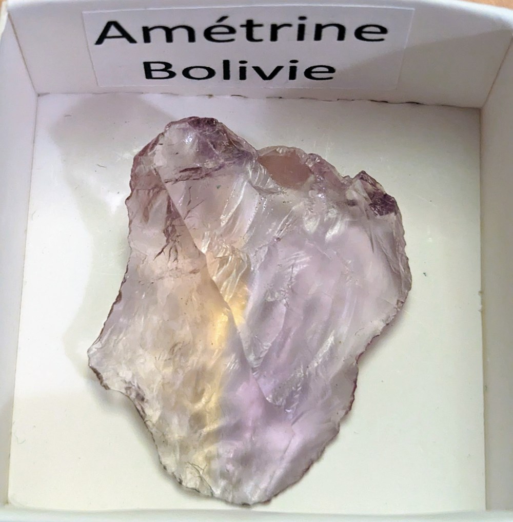 mineraux meteorites ametrine