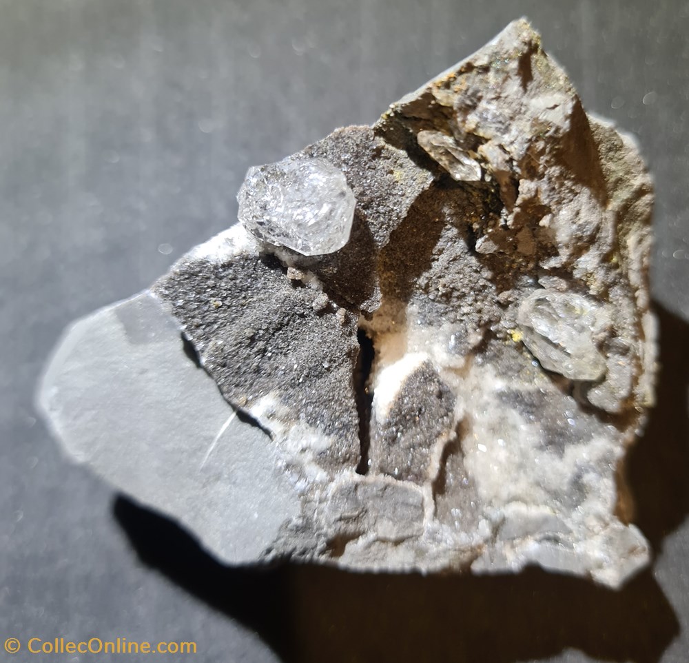 Quartz solitaire mineraux meteorites quartz solitaire
