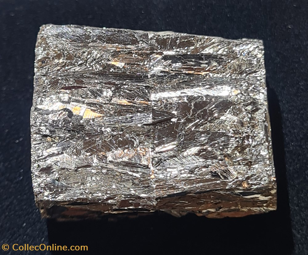 mineraux meteorites bismuth