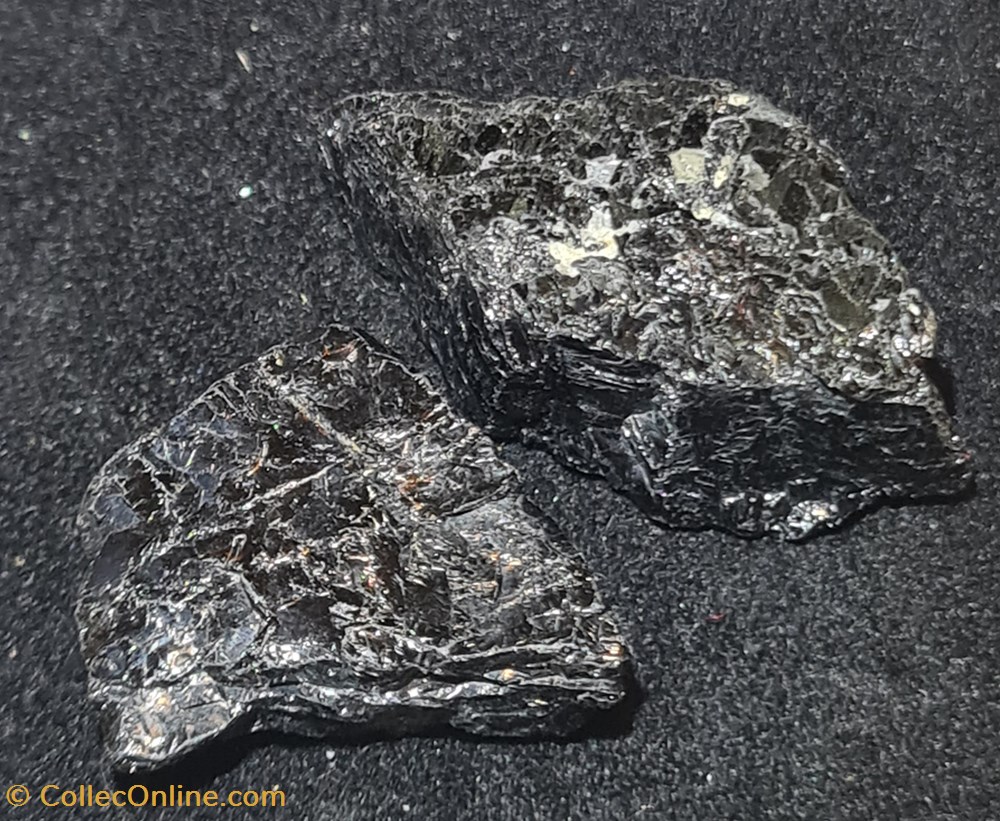 Schorl (Tourmaline) mineraux meteorites schorl tourmaline