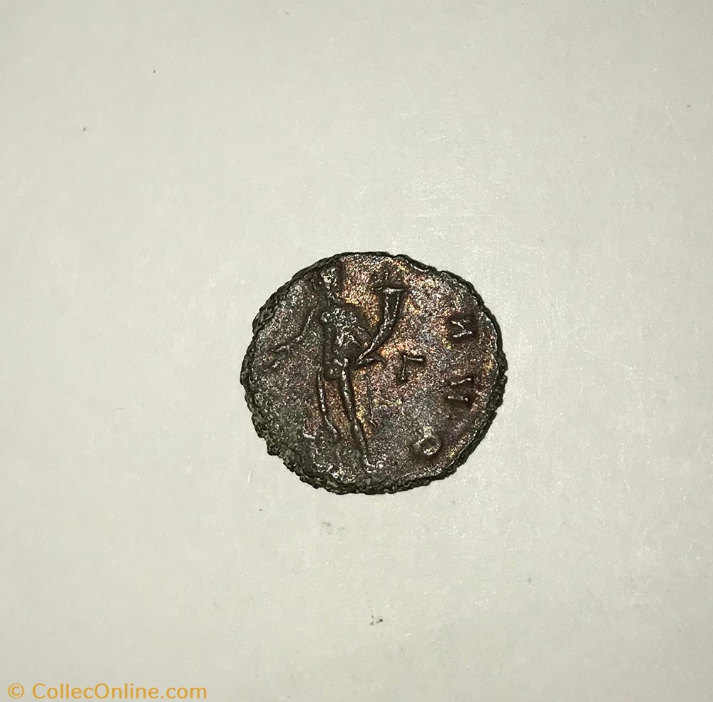 Claude II - Le Génie, debout de face, regardant à gauche monnaie antique av jc ap romaine republicaine imperiale claude ii le genie debout de face regardant a gauche