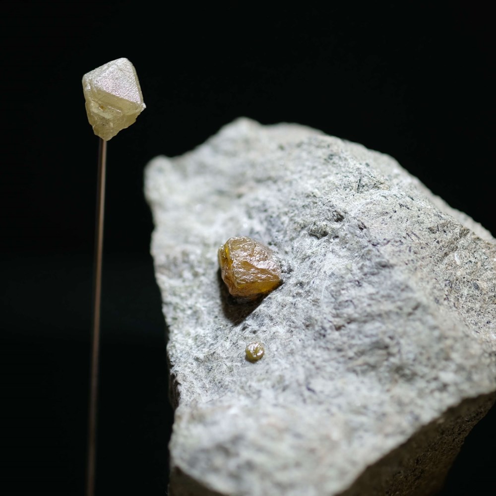 4 minerales meteoritos 4