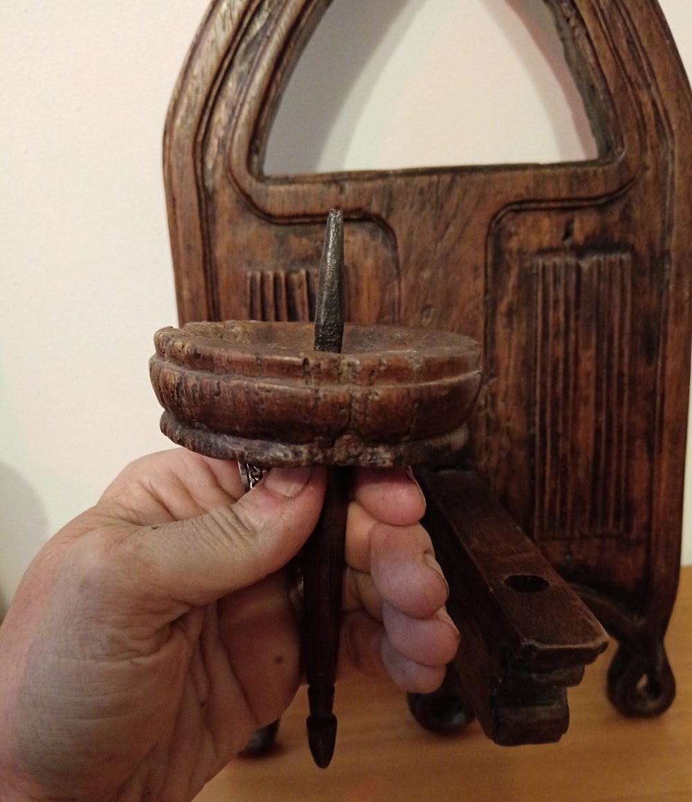 art antiquites populaire porte bougie 19e vallee du lot