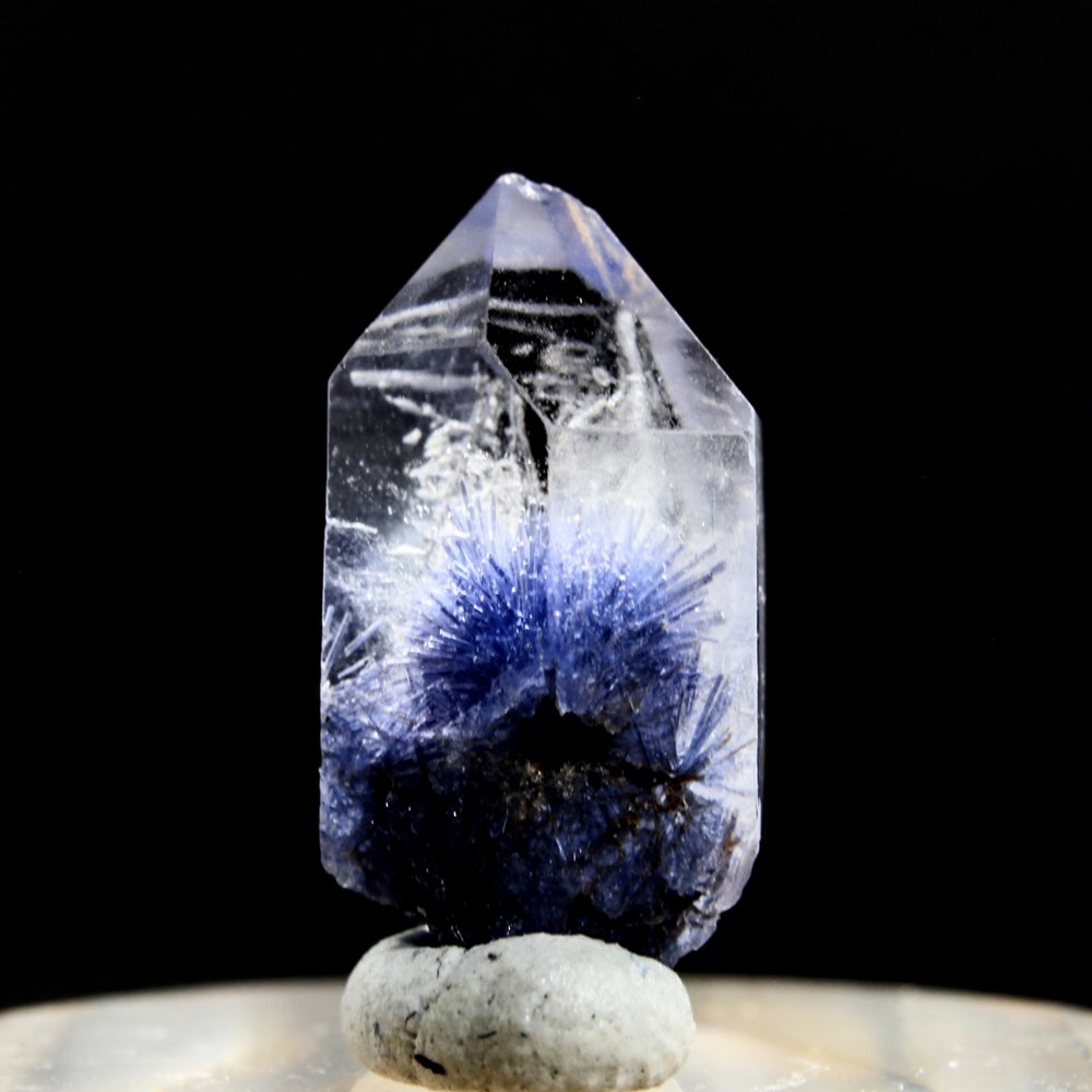 9 - Dumortierite mineraux meteorites 9 dumortierite