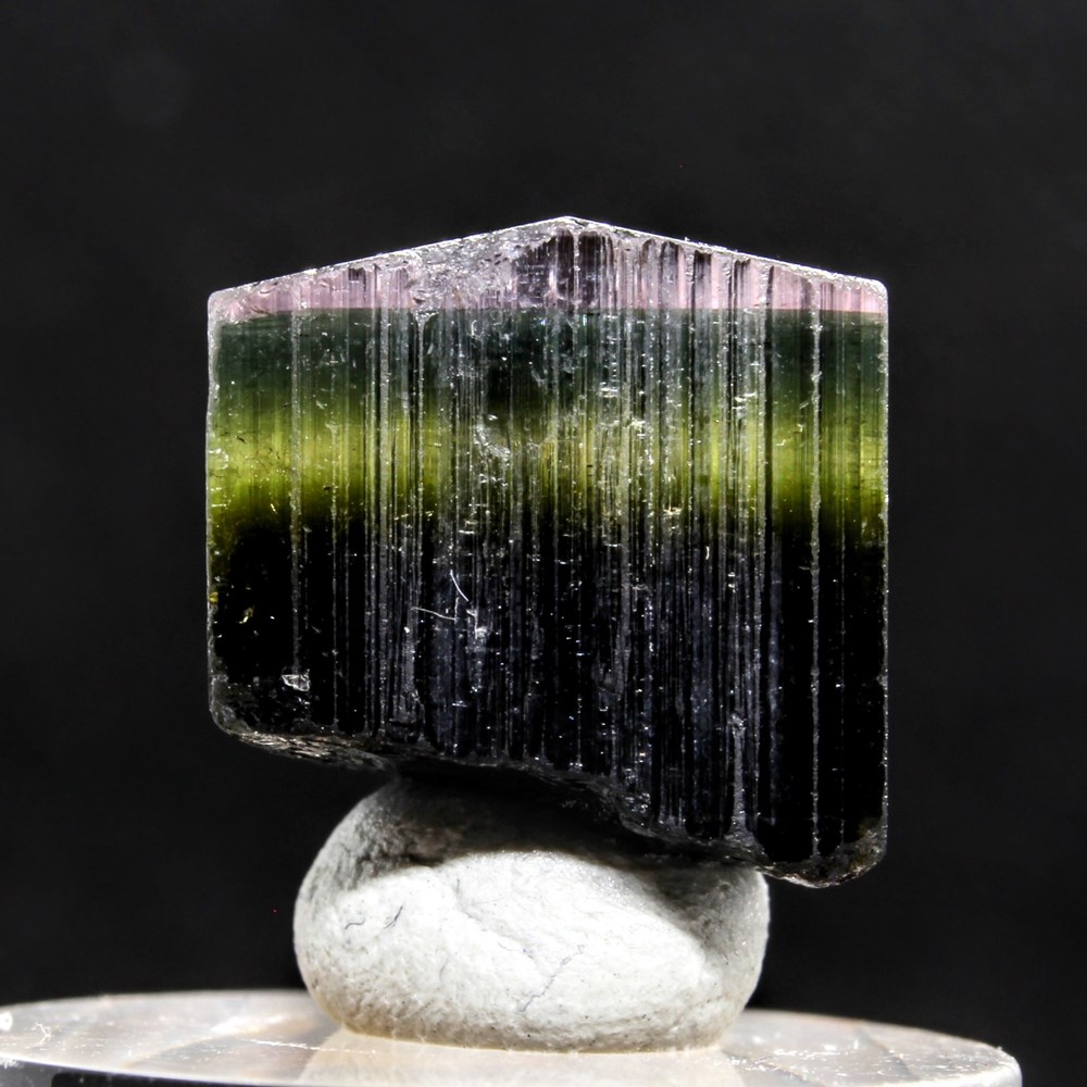 9 - Elbaite mineraux meteorites 9 elbaite