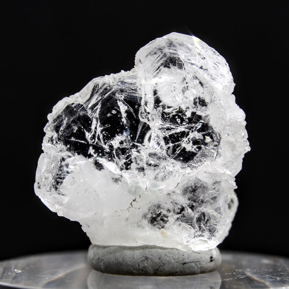 8 - Beryllonite mineraux meteorites 8 beryllonite